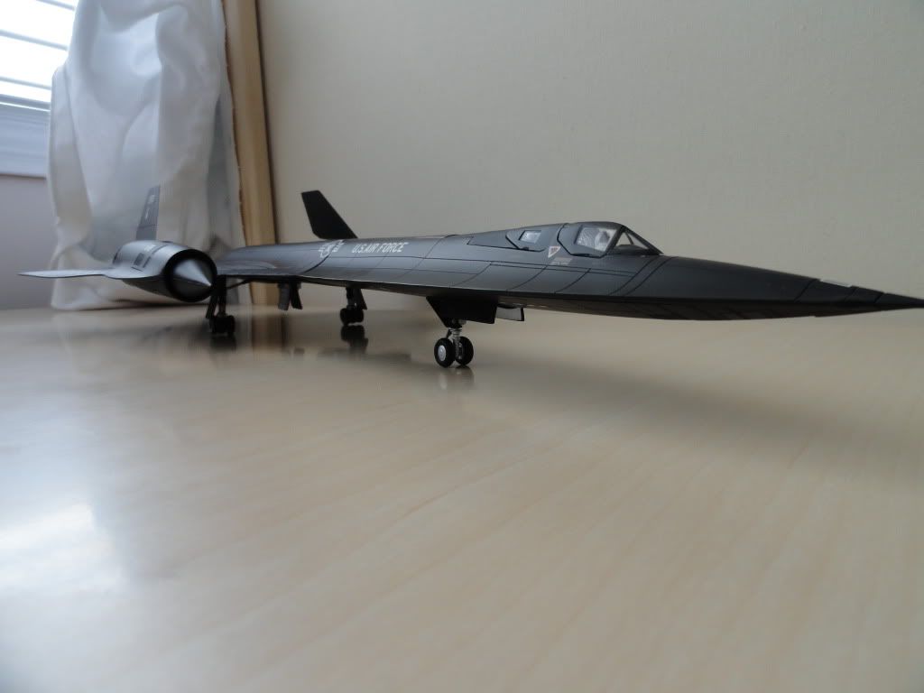 SR-71A Blackbird 1:72 Diecast Model - Century Wings CW
