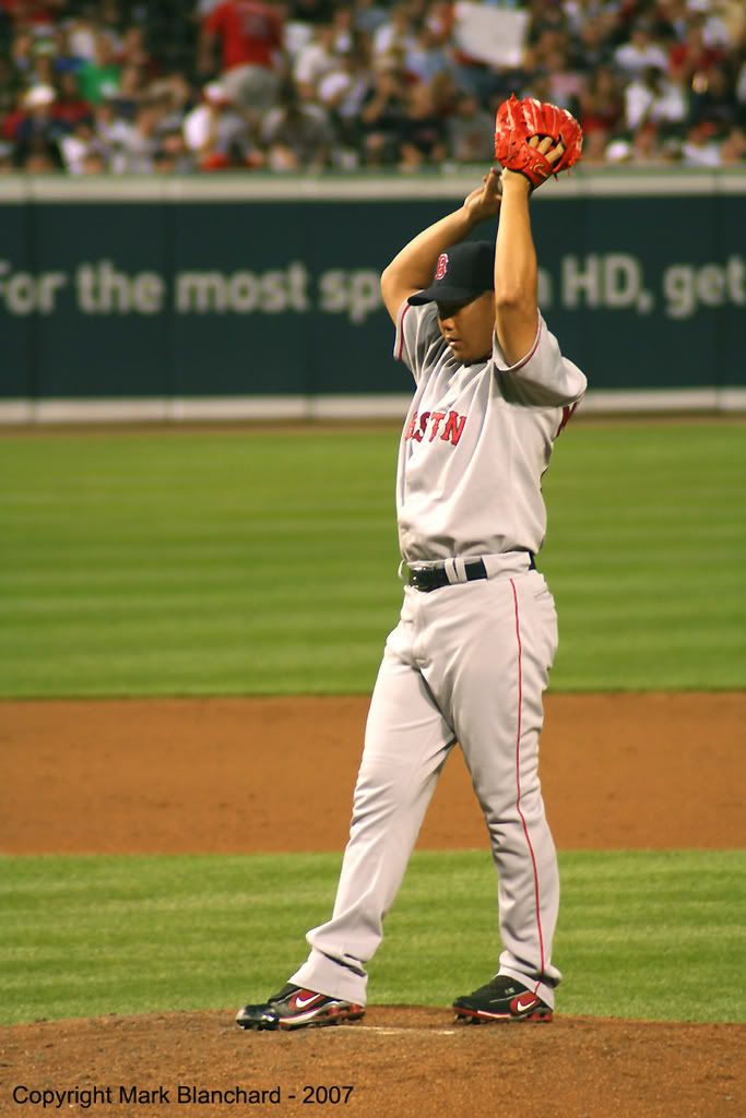IMAGE: http://i209.photobucket.com/albums/bb146/markblanchard13/os_soxgame012_med.jpg