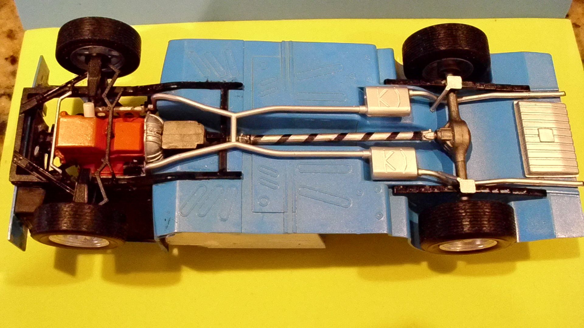 chassis001_zpsefead833.jpg