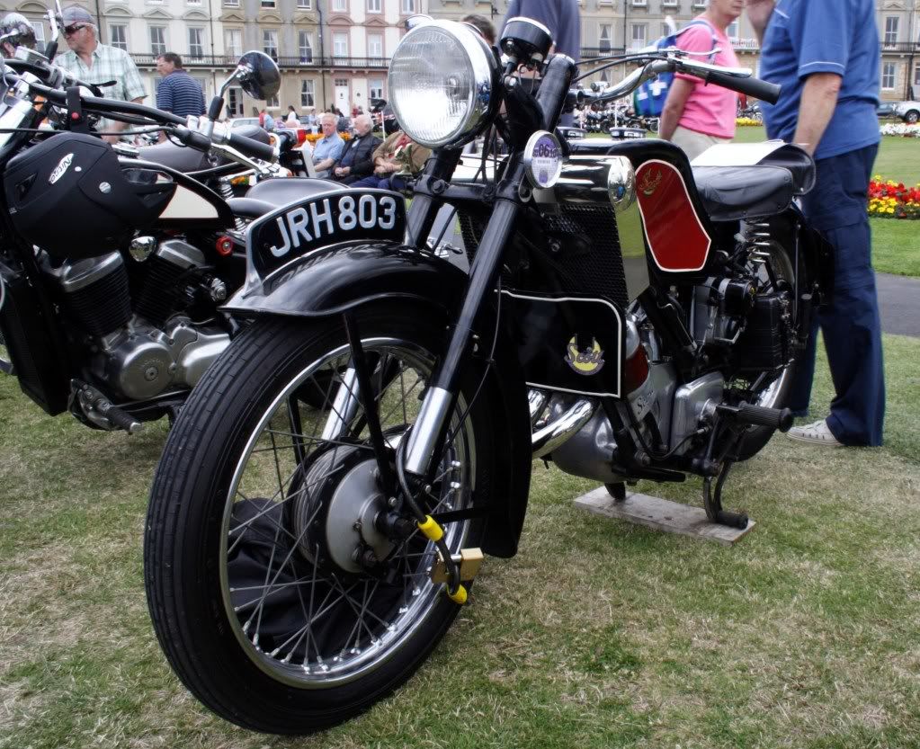 IMAGE: http://i209.photobucket.com/albums/bb37/sirplug/IMG_16712.jpg