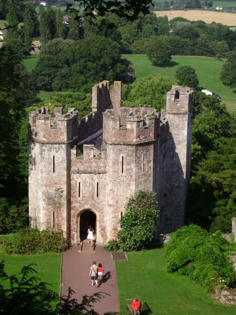 IMAGE: http://i209.photobucket.com/albums/bb37/sirplug/_SC00780a.jpg