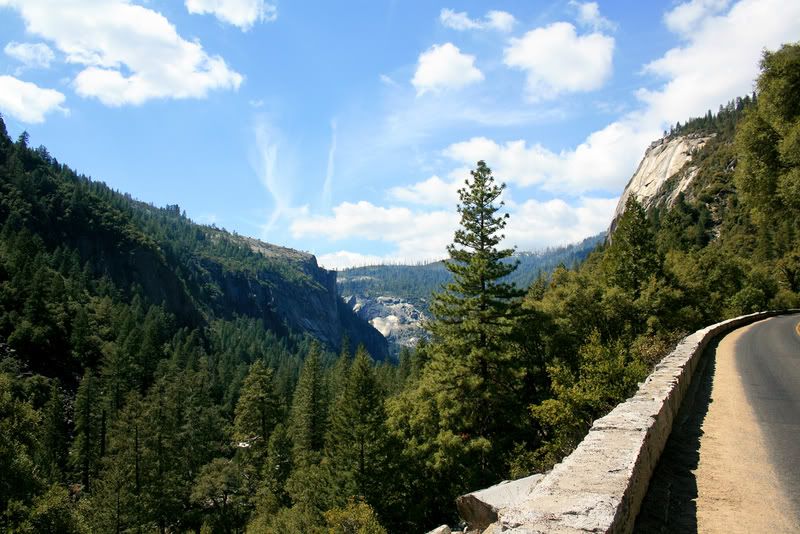 IMAGE: http://i209.photobucket.com/albums/bb50/firu3000/Yosemite08145copy.jpg