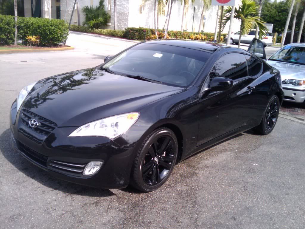 Black Hyundai Genesis